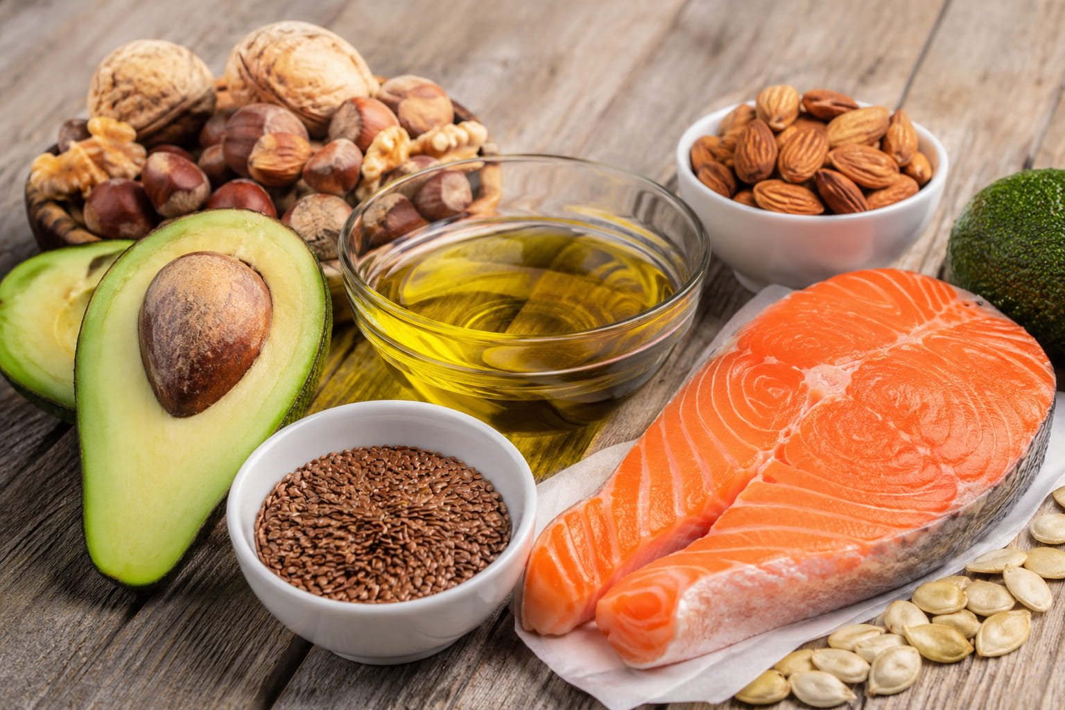 Envelhecimento saudável: o que revela a nova ciência Alimentos ricos em gorduras saudáveis associados ao envelhecimento saudável e longevidade natural